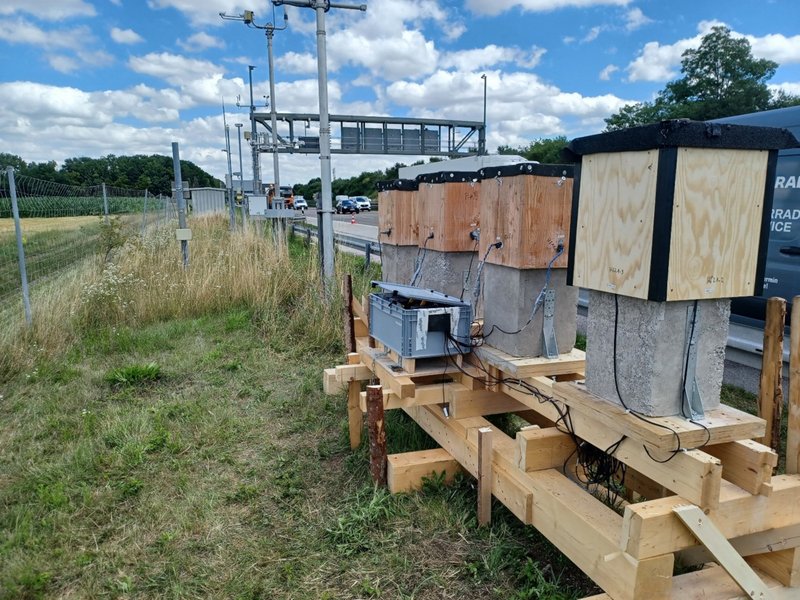 detailgetreue Nachbildungen des witterungstechnisch kritischen Sockelbereichs im Maßstab 1:2