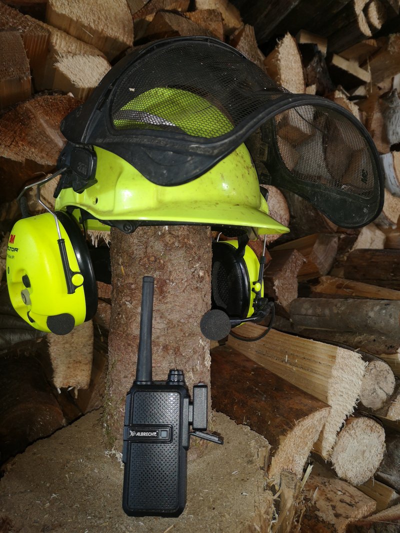 Funkkommunikation im Forst - waldwissen.net