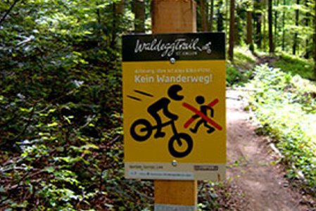 Infotafel Mountainbike-Leitfaden
