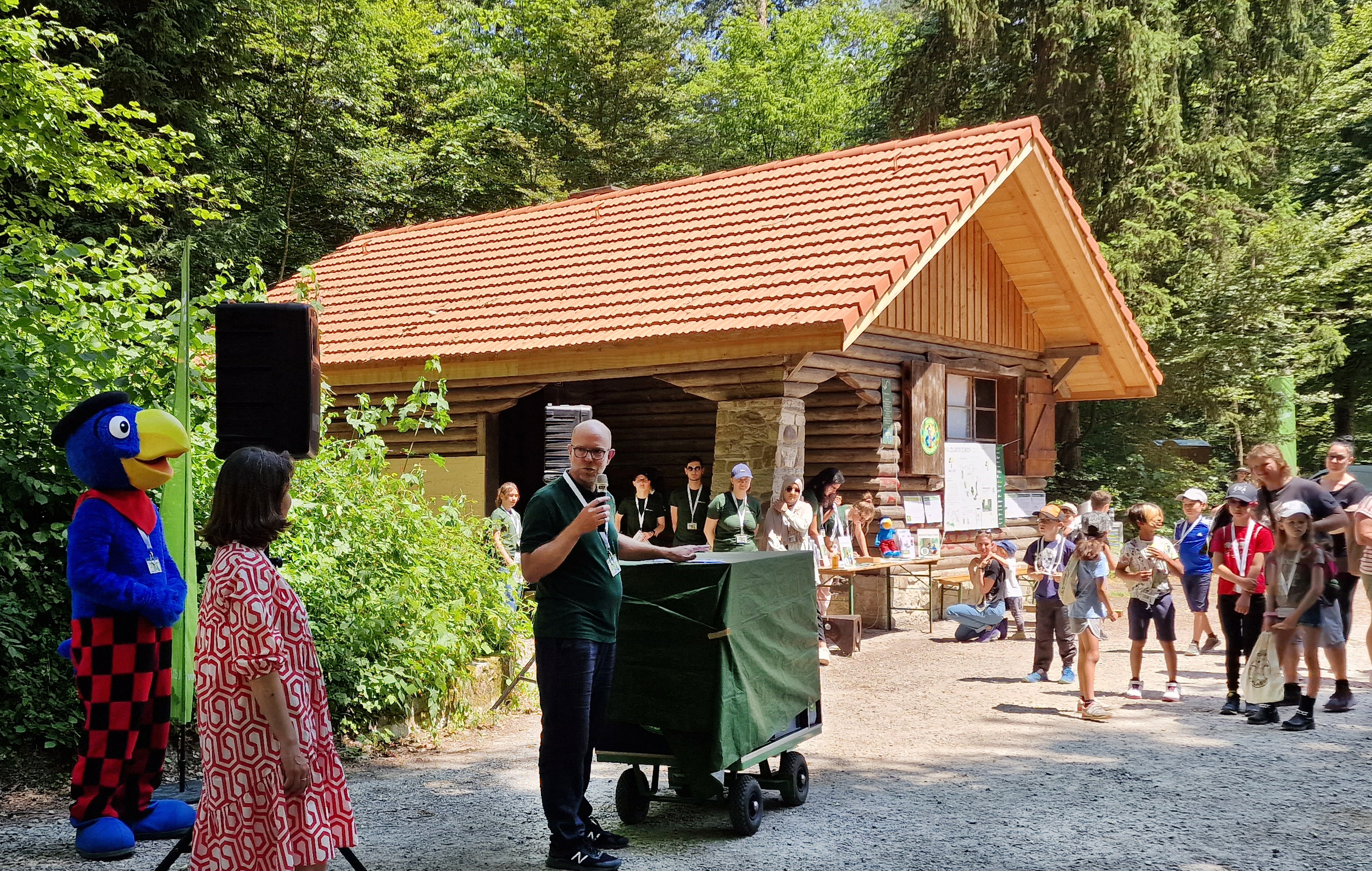 Vernastaltung mit Globi im Waldlabor 2023