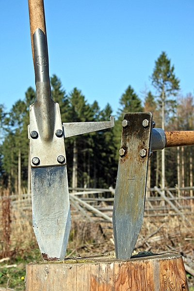 Blätter der Pflanzwerkzeuge von Neheimer und Rhodener Verfahren